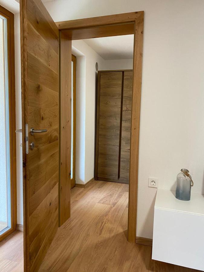 Apartma Lupis Podvolovljek Exterior foto